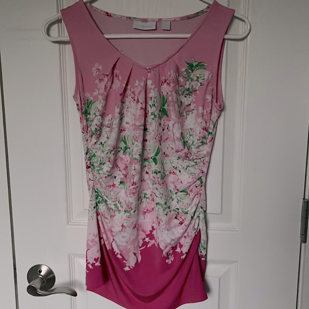 Pretty floral print tank top